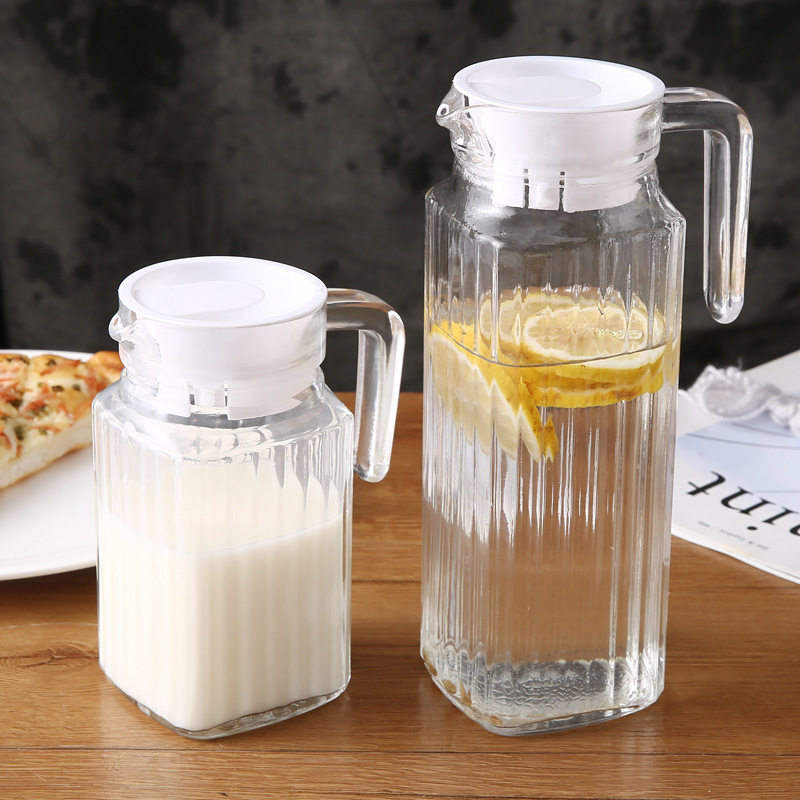 Set 2 bình thủy tinh rót nước có quai kiểu dáng sọc 500ml