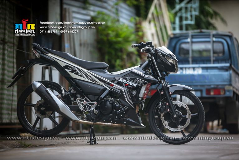 Tem rời mẫu sọc trắng đen cho satria f150 - mẫu mới siêu hot 2023