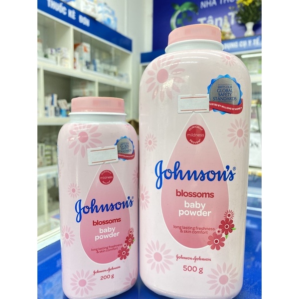 Phấn Johnson's Baby Power Siêu Thơm, Siêu Mịn Thái Chai 500gr và 200gr