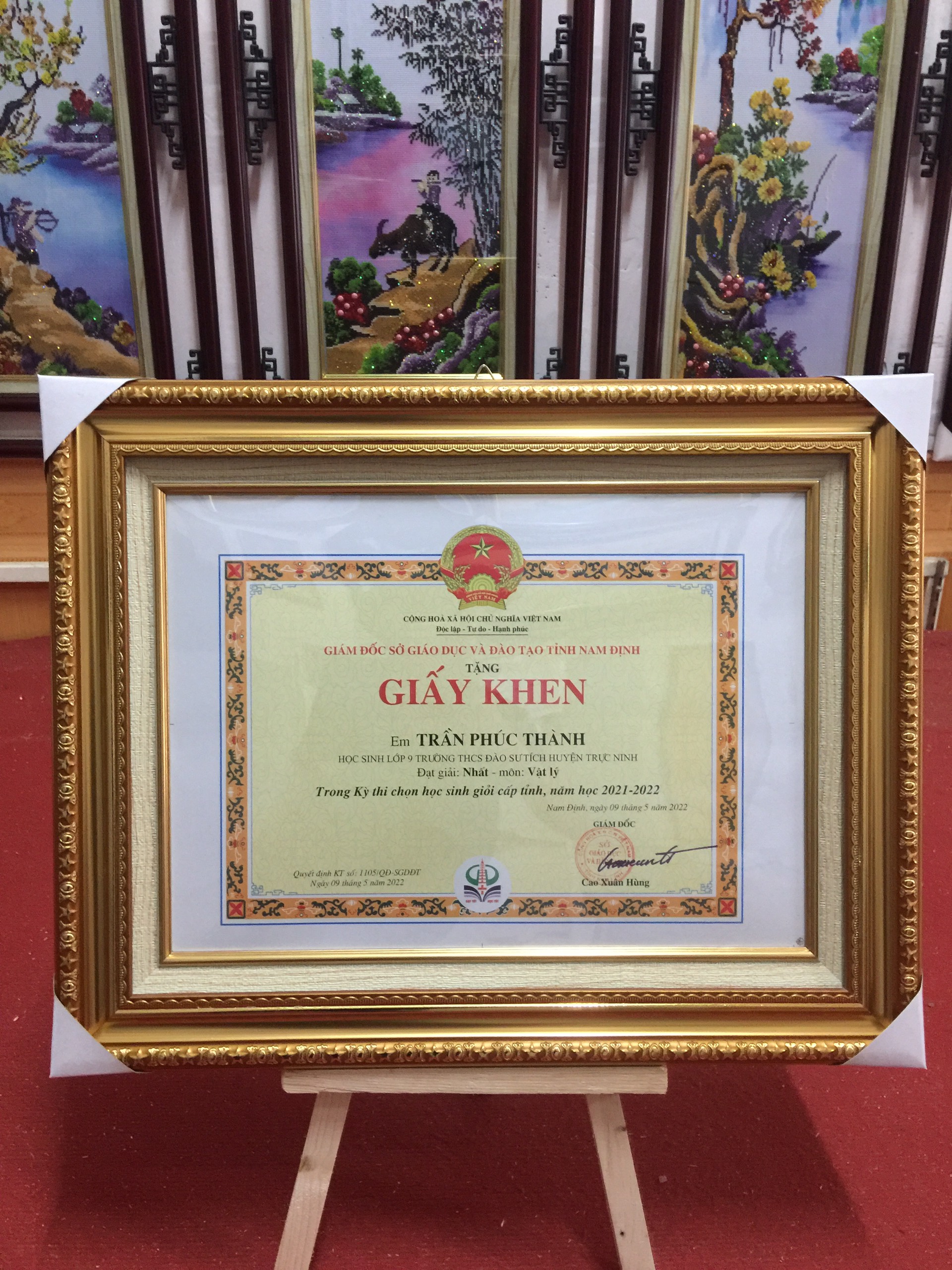 Khung Treo bằng khen cao cấp