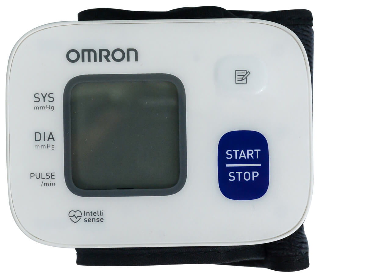 Máy đo huyết áp cổ tay Omron - HEM 6161 - hàng chính hãng giá