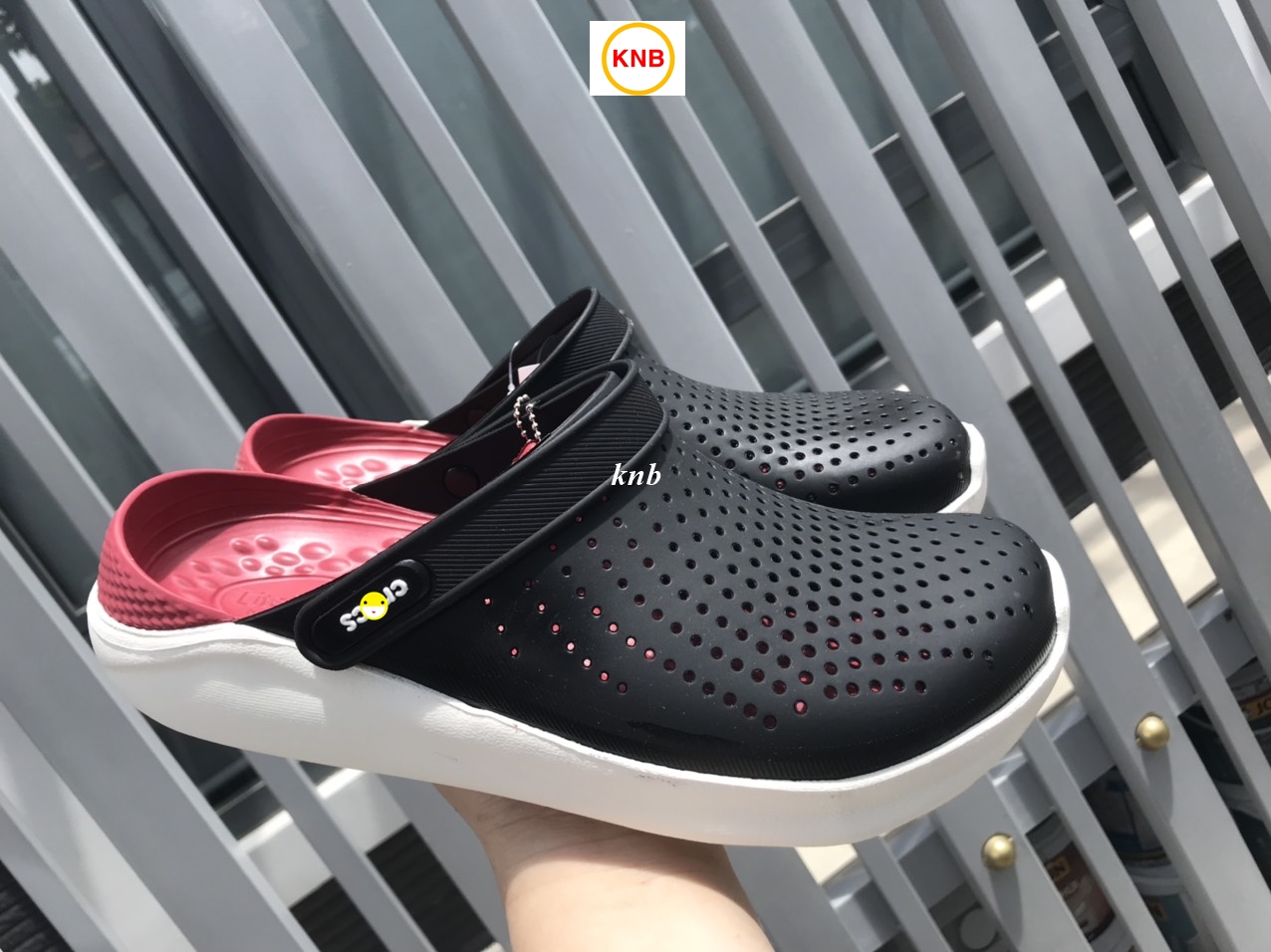 DÉP CROSS NAM LITERIDE MÀU ĐEN LÓT ĐỎ - dép cá sấu - dép crocs - dép sục - dép nam - dép nữ - dép cross - dép quai hậu - dép Literide - dep suc - dep ca sau - dep crocs