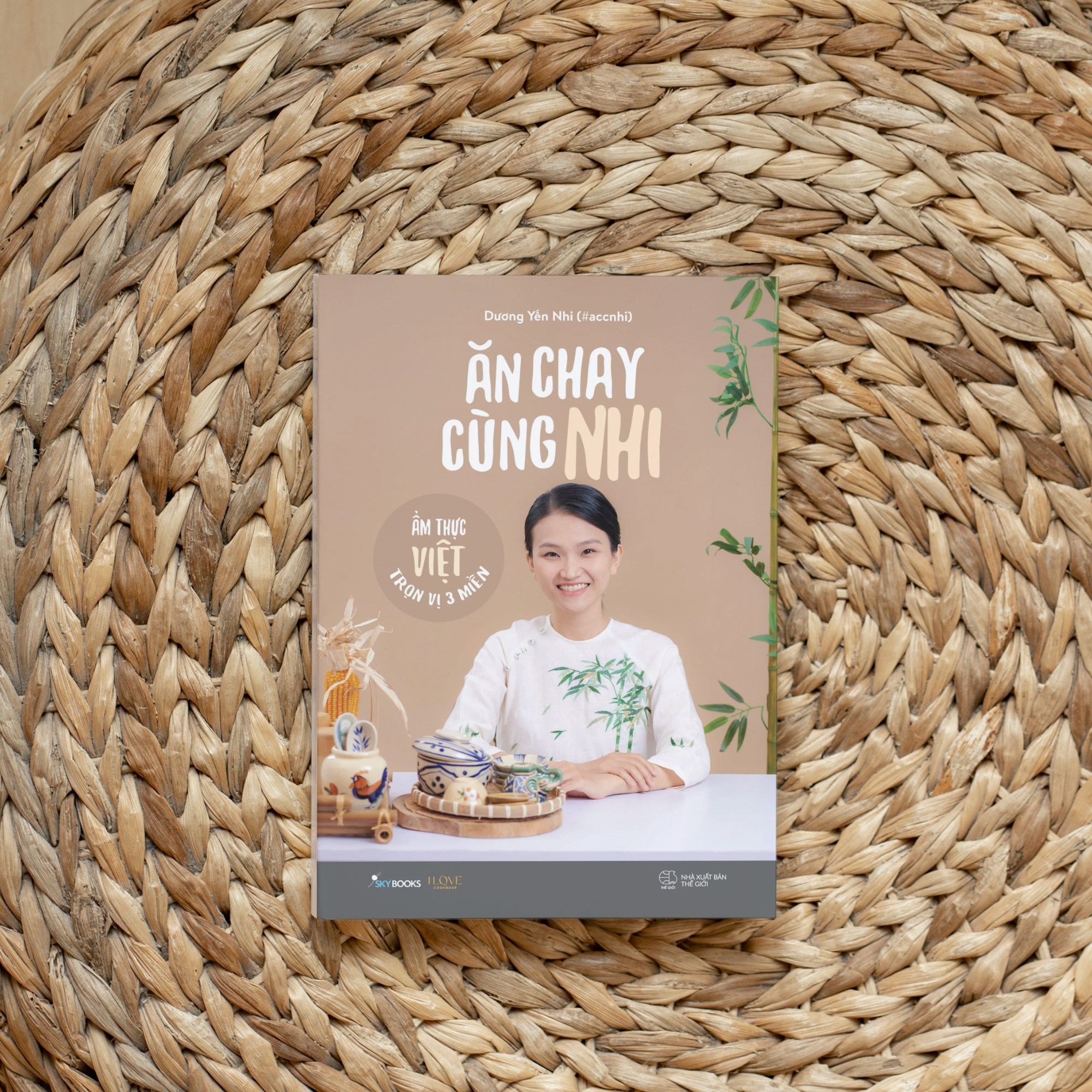 Sách - Ăn Chay Cùng Nhi -ẨM THỰC VIỆT TRỌN VỊ 3 MIỀN