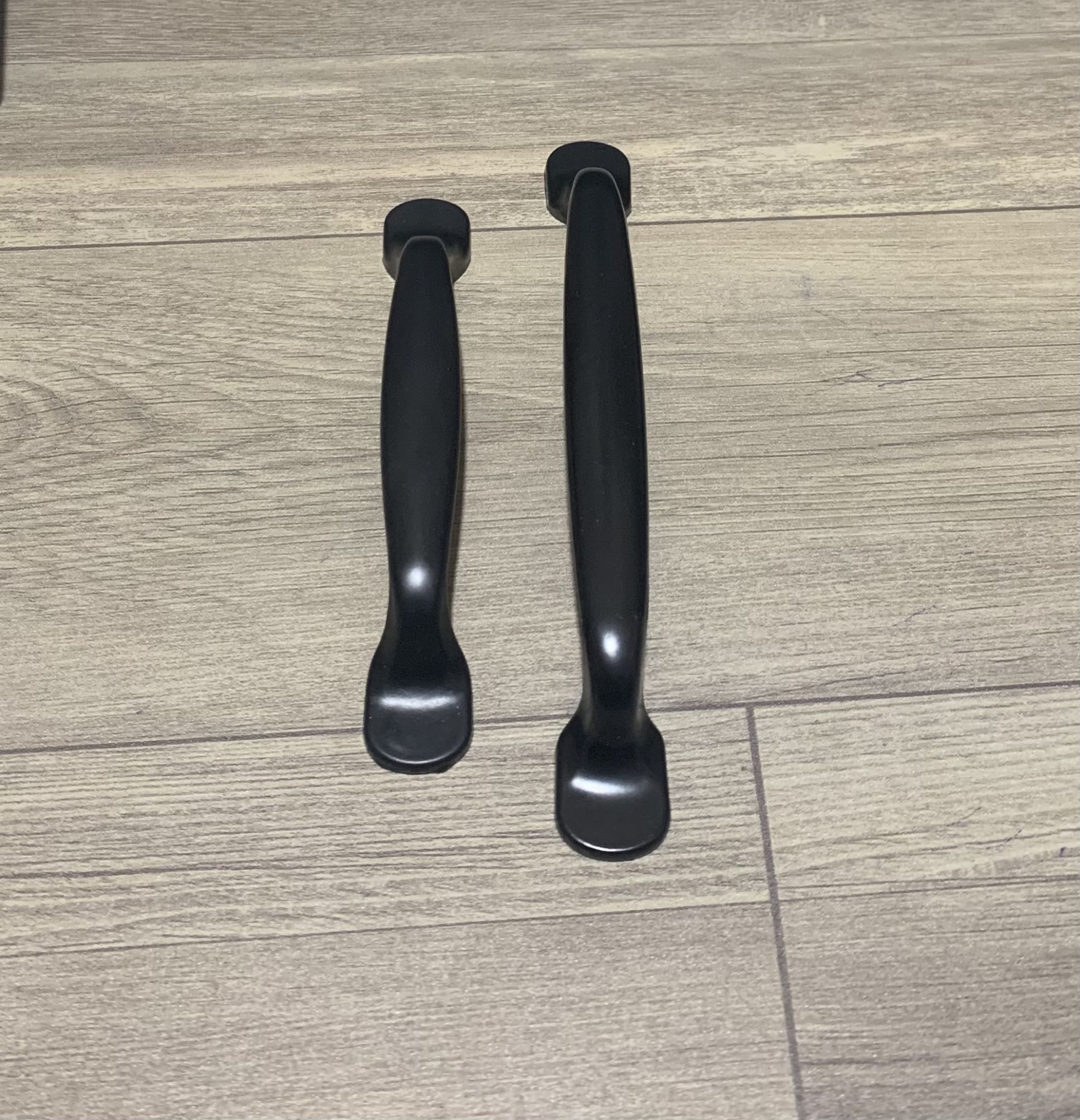 Tay nắm cửa tủ l2080 96mm