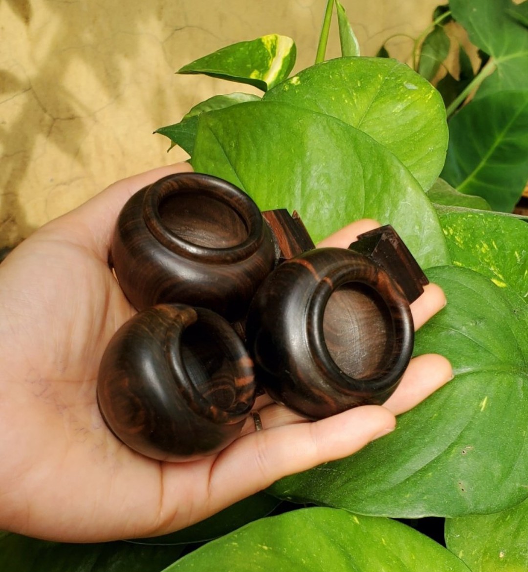 1 bộ cóng mào mun
