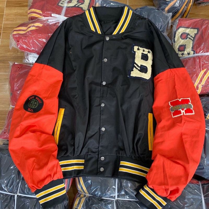 - HÌNH THẬT SP- Áo Khoác Bomber Chữ B Nổi Phối Màu Tay Unisex Cá Tính