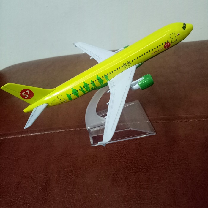 Mô hình máy bay tĩnh a320 s7