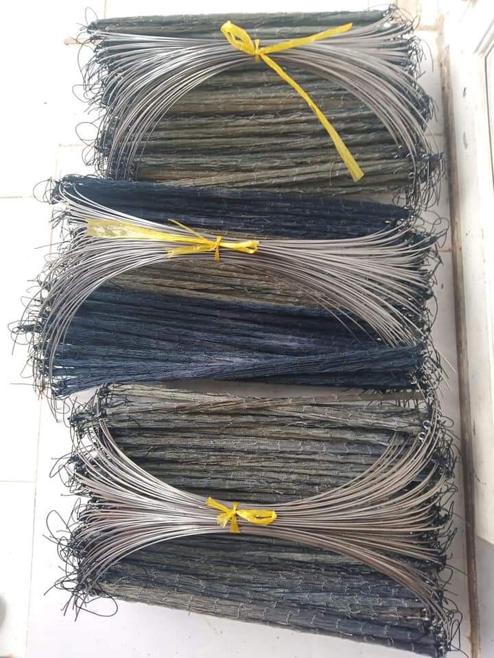 1 bộ cung cút gồm 10 cái màu cỏ khô đã tàng hình cung thép ac chống rỉ .lưới đã nhuộm màu về chỉ việc bẫy