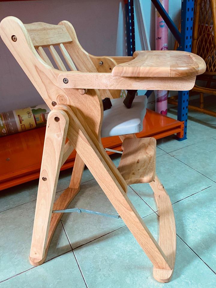 Ghế ăn bột gỗ cao su điều chỉnh 4 nấc