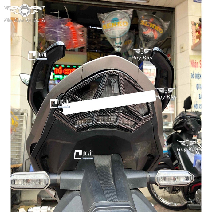 Ốp chụp lái carbon gắn cho xe winner x ms1808