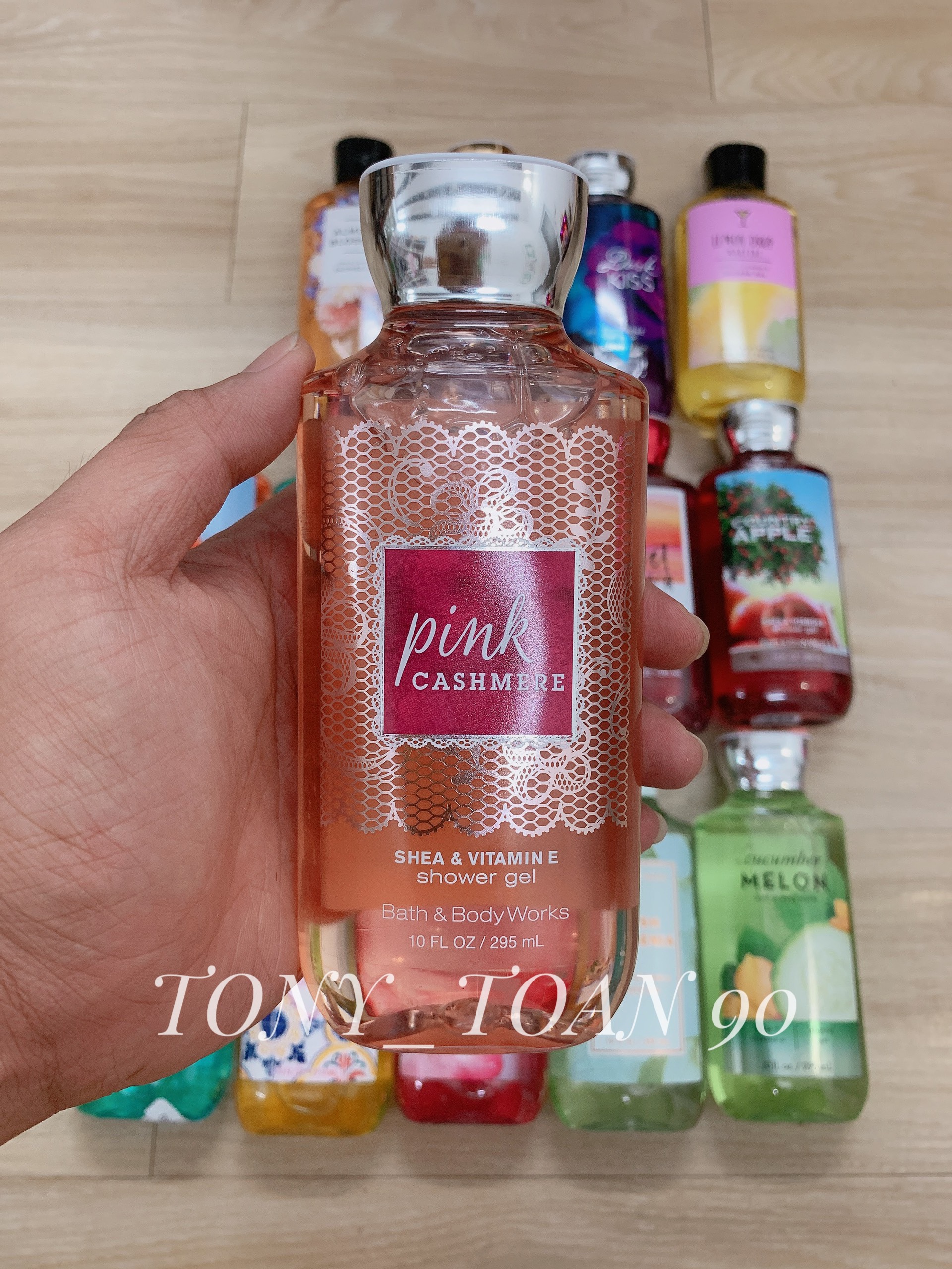 Sữa tắm nước hoa shower gel bath & body works - pink cashmere 295ml