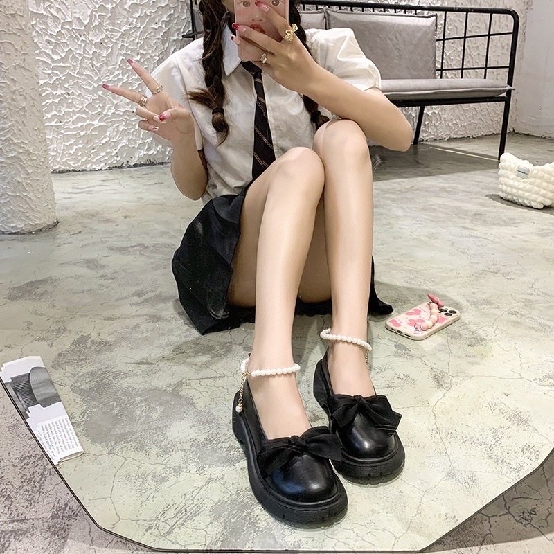 Giày ulzzang lolita phối nơ quai ngọc hai màu đen trắng, quai ngọc có thể tháo rời