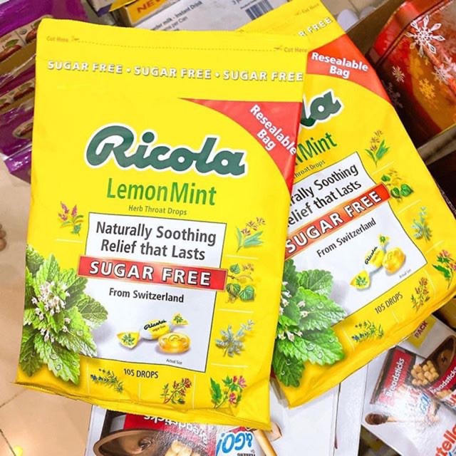 Kẹo Trị Ho Thơm Miệng Không Đường Hương Chanh Bạc Hà Ricola Lemon Mint USA 105 Viên Date 10/2022