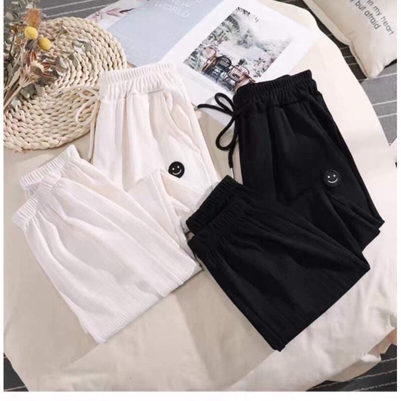 Quần bom mặt cười nhỏ TT12