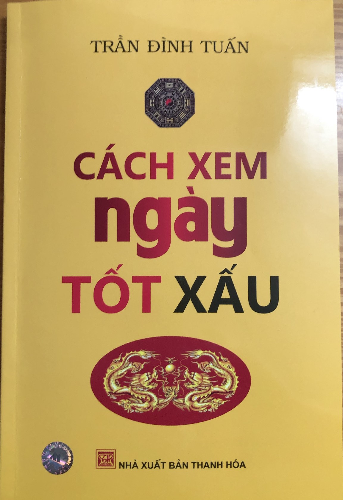 MinhNguyet - sách Cách xem ngày Tốt Xấu