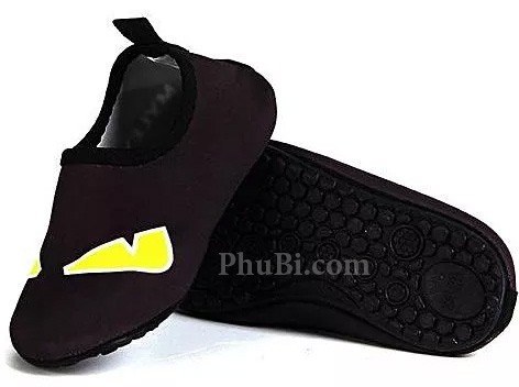 Giày đi biển & đi dưới nước cho bé