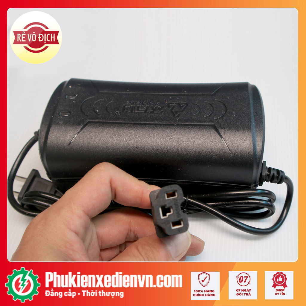 Sạc Xe Điện, xe máy điện các loại Chân Vuông cao cấp, phụ tùng xe đạp điện bảo hành 12 tháng