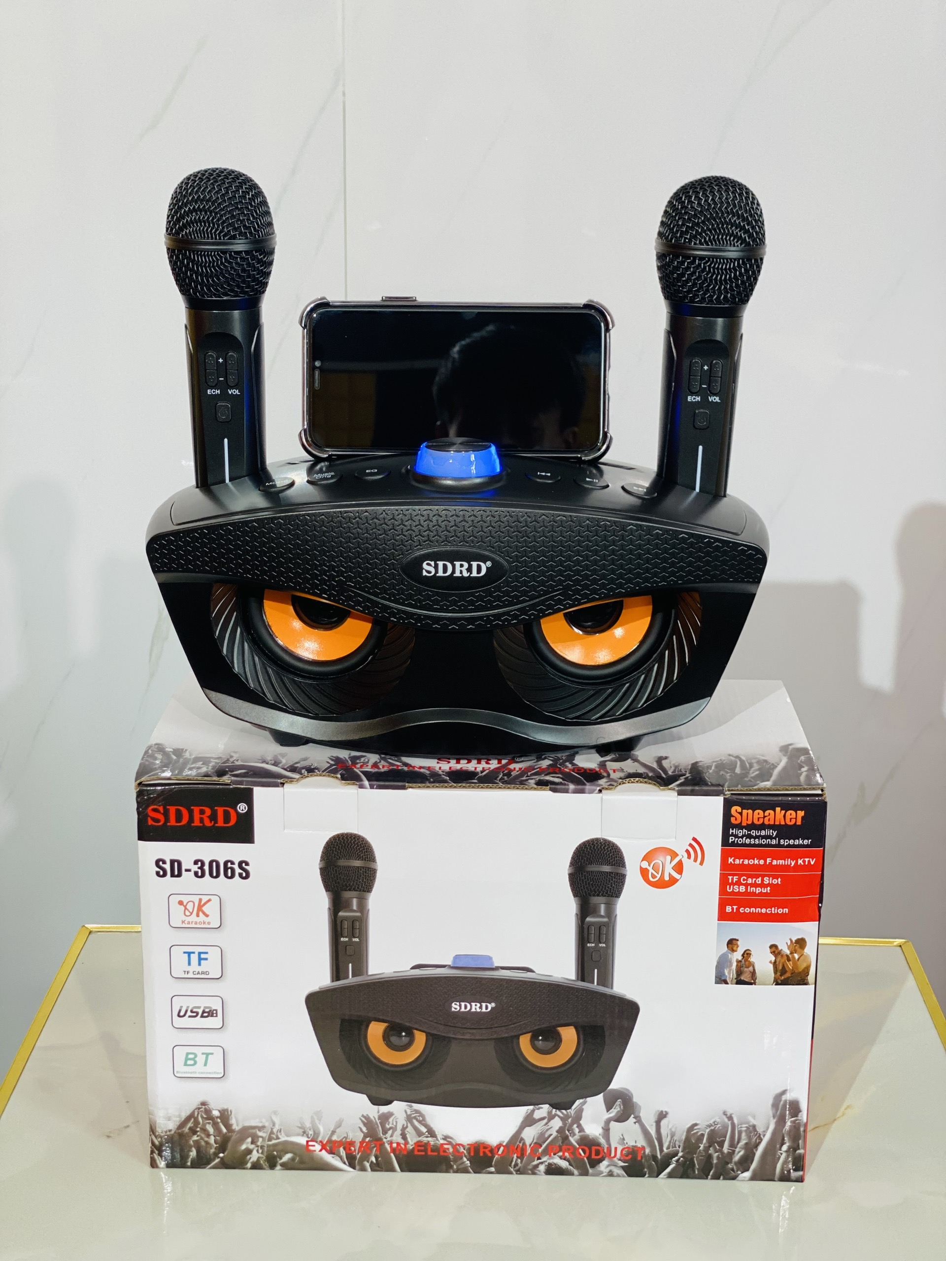 Loa karaoke bluetooth nhỏ gọn SD306 - SD306S Tặng Kèm 2 Mic Không Dây | Hỗ trợ cáp kết nối trực tiếp với các thiết bị khi không muốn kết nối qua Bluetooth | Mic hát karaoke có hiệu ứng như ECHO | Loa bluetooth bảo hành 12 tháng