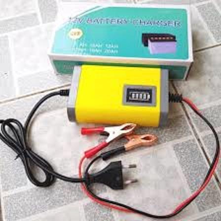 Máy sạc bình ắc quy tự động cho xe máy