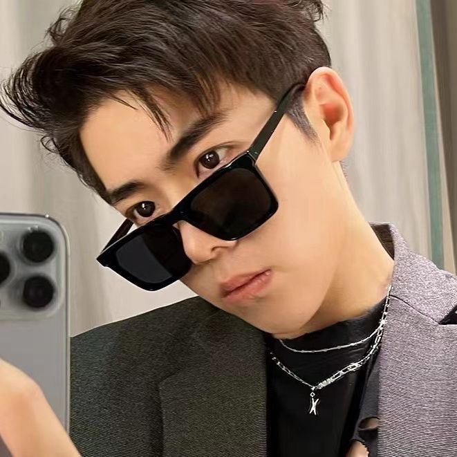 Kính mát nam nữ phân cực thời trang bảo vệ mắt hot trend X716