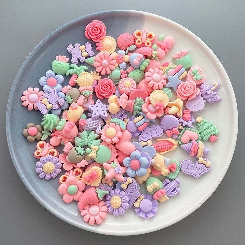 Set 10 charm nhiều mẫu lựa chọn.