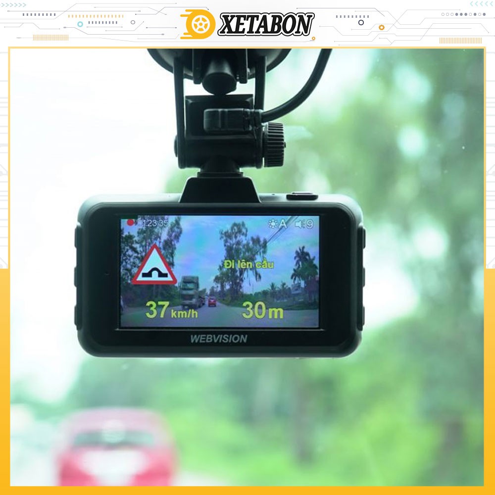 Camera hành trình webvision a28 cảnh báo giao thông bằng giọng nói , độ phân giải 4k hít kính , tặng kèm thẻ nhớ 32g.