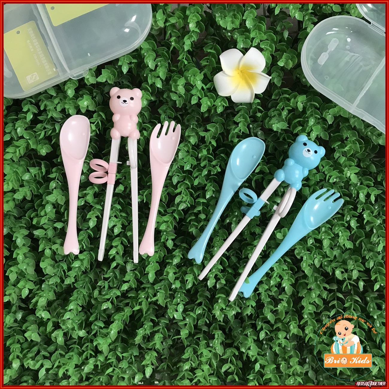 Bộ thìa dĩa kèm đũa hình gấu cho bé tập xúc (kèm hộp đựng)