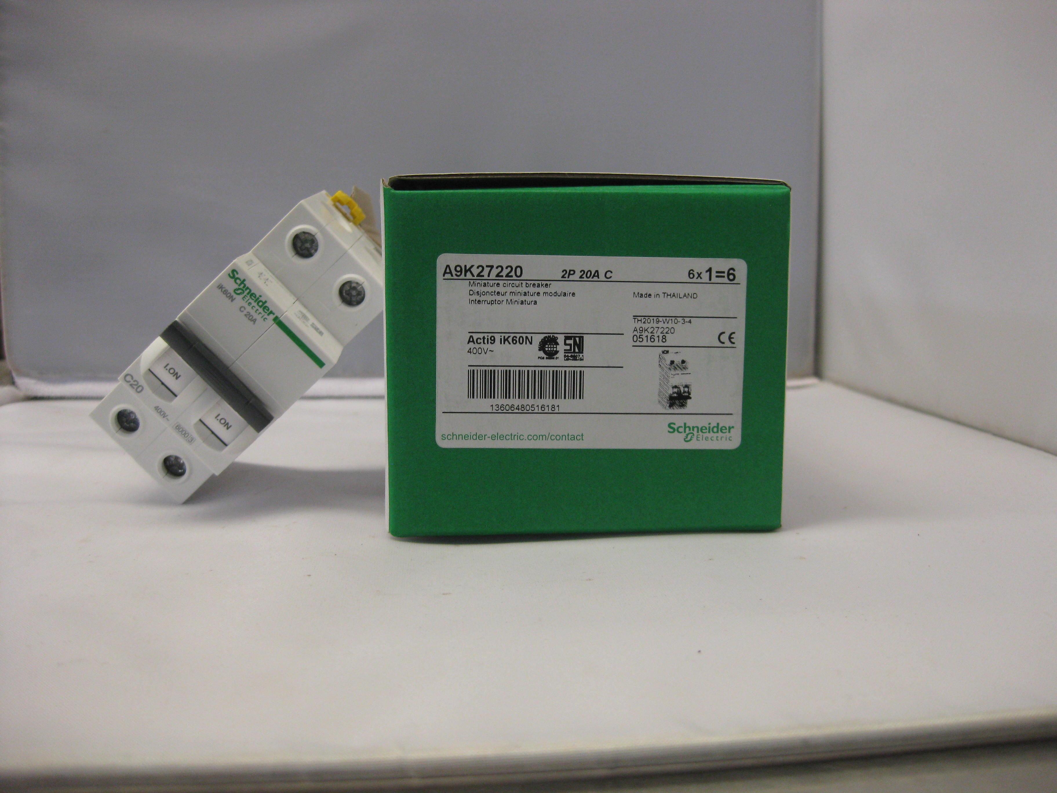 Aptomat cầu dao tự động mcb schneider a9k27220