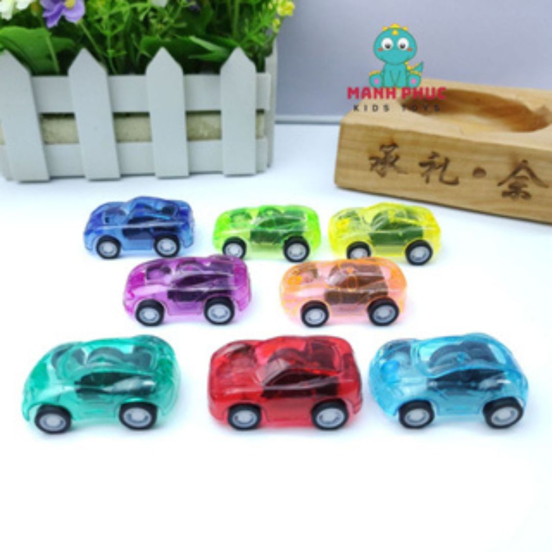 Ô tô mini chạy cót, ô tô đồ chơi mini chạy cót siêu nhỏ siêu nhanh cho bé.