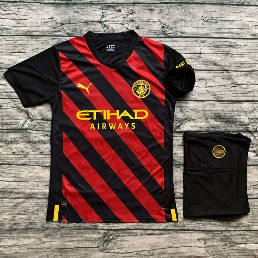 Áo Bóng Đá CLB MANCHESTER CITY -ĐEN KẺ ĐỎ-VẢI GAI Thái Cao Cấp