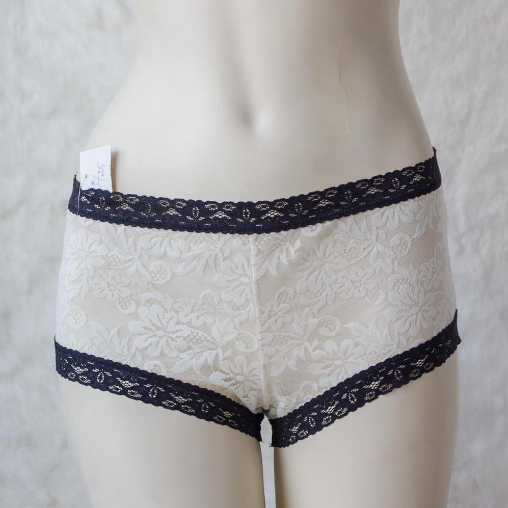 [HCM]Quần lót ren kiểu đùi size S M L XL Maidenform màu xám hồng và da cho vòng mông từ 92cm đến 121cm gia công tại Cambodia