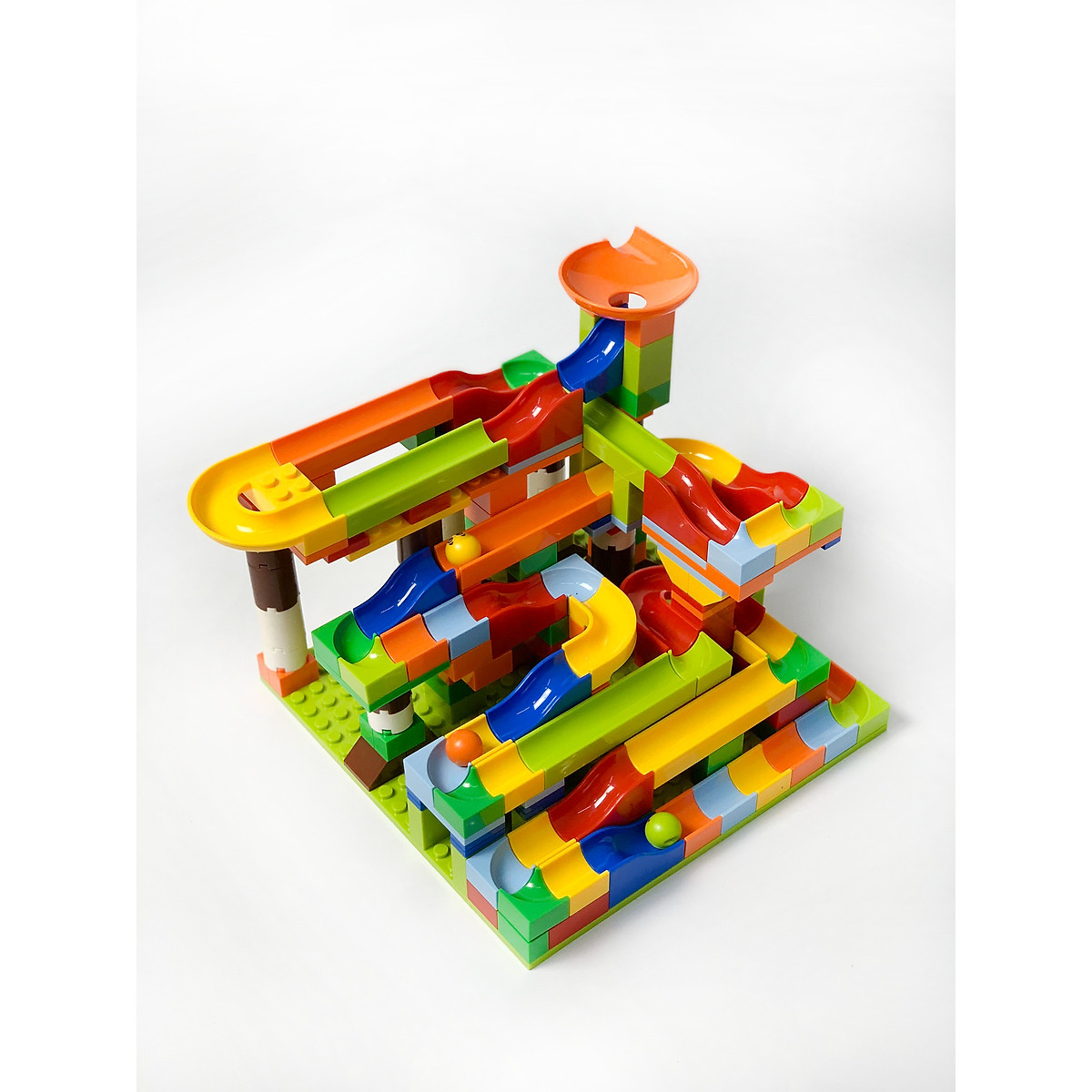 Bộ đồ chơi lắp ráp xếp hình cầu trượt thả bi 206 chi tiết dành cho bé. Các