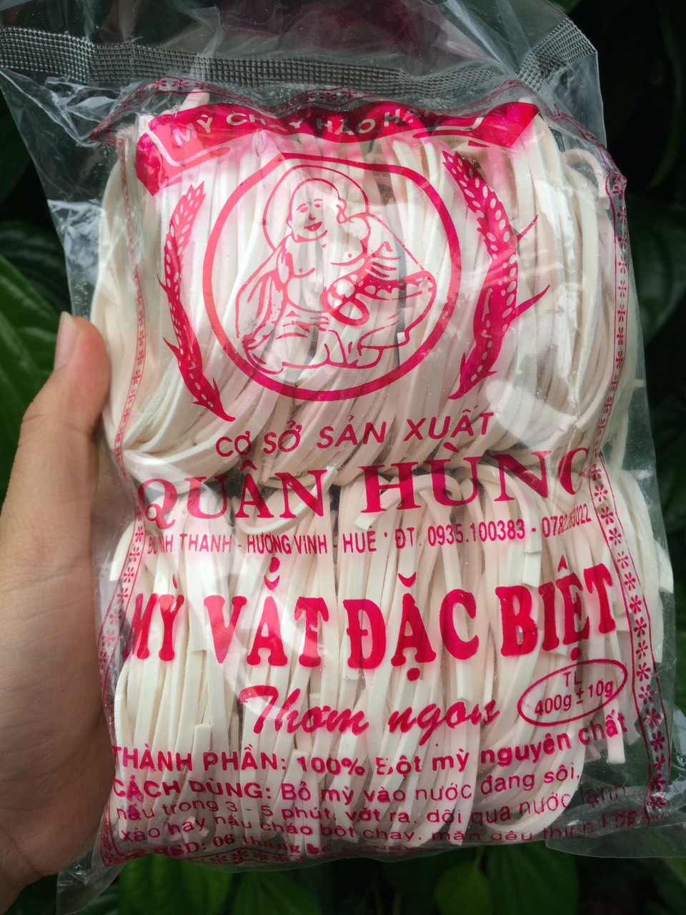 Bánh canh khô (mỳ vắt) Huế đặc biệt Quân Hùng gói 400g. Date 04.2022