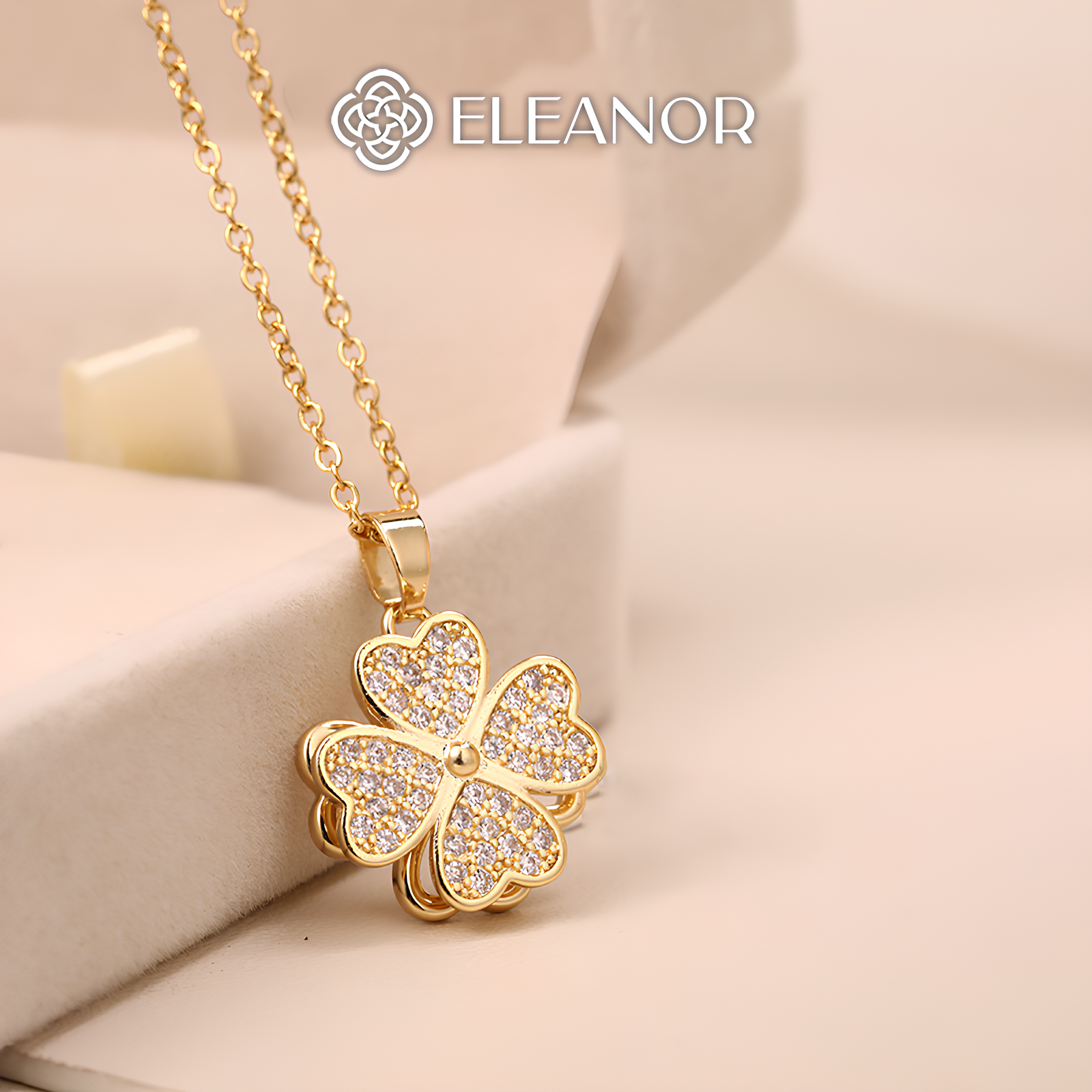 Dây chuyền nữ titan Eleanor Accessories vòng cổ đính đá mặt hình cỏ bốn lá phụ kiện trang sức 5887