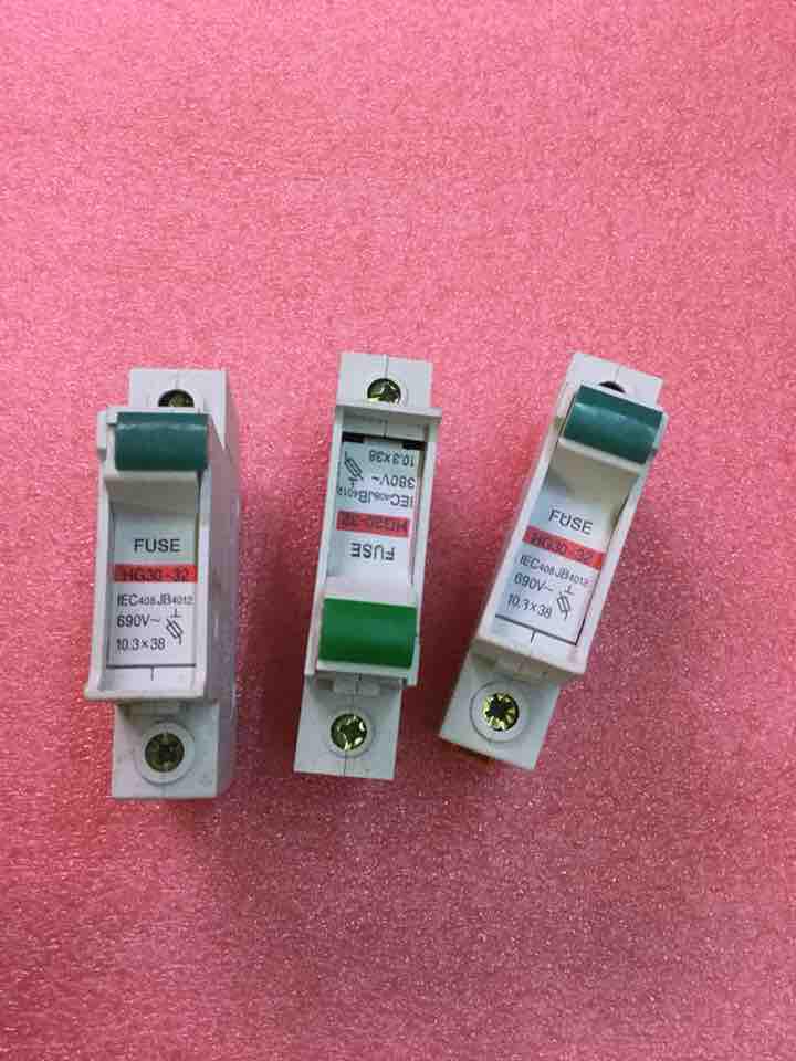 5 chiếc đế cầu chì hg30-32
