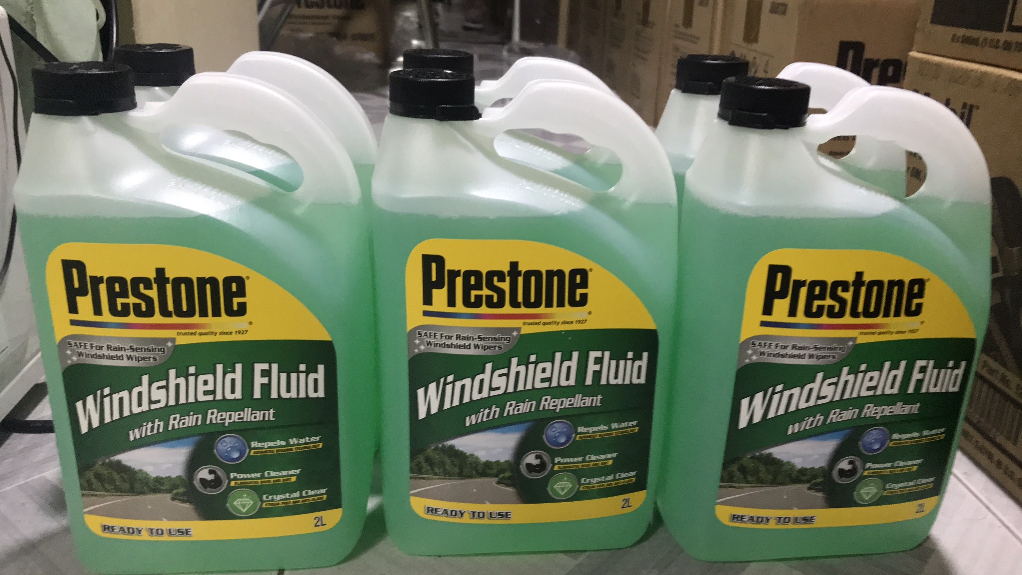 Nước rửa kính Prestone Windshield Fluid 2L