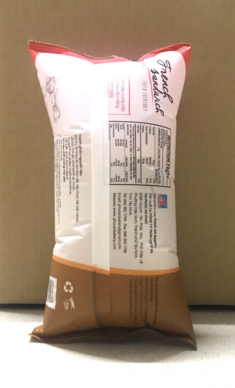 MỘT THÙNG BÁNH MÌ TƯƠI NHÂN CHOCOLATE- 30 GÓI- 90gr/gói, hạn sử dụng 15 ngày