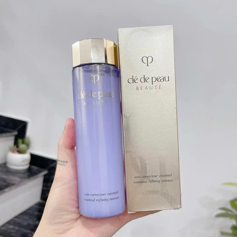 Nước Thần Giúp Se Khít Lỗ Chân Lông, Làm Sáng và Giảm Độ Sần Bề Mặt Da Clé de Peau Beauté Essential Refining Essence