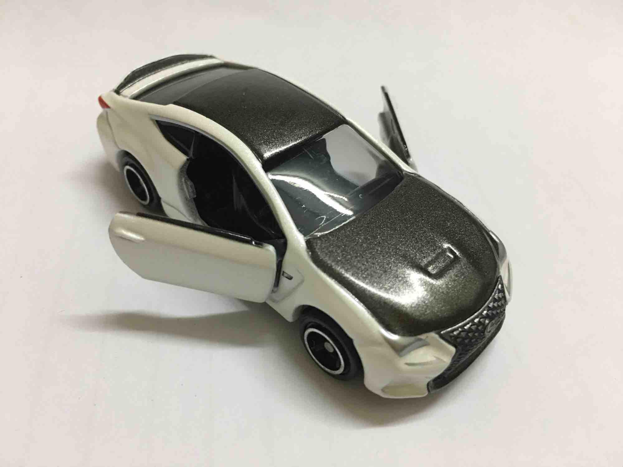 Xe mô hình Tomica Lexus RC F