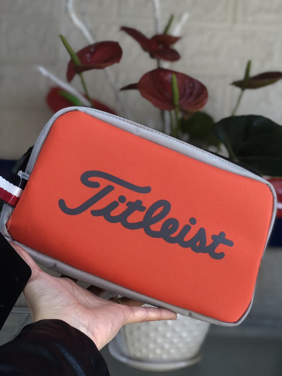 Túi cầm tay titleist chơi golf chất vải dù chống nước, độ bền cao