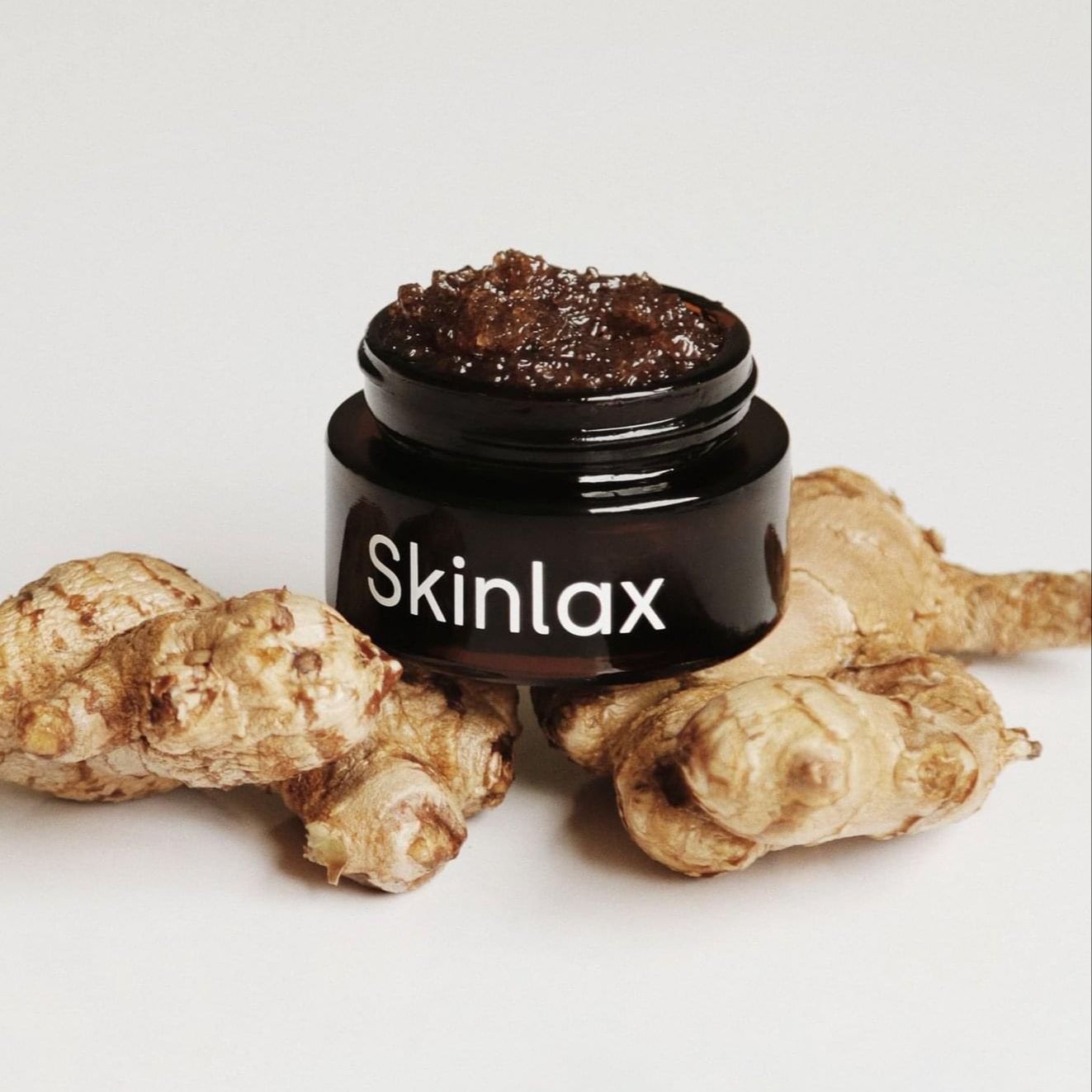 Tẩy Da Chết Môi Mật Ong Gừng Skinlax 20g