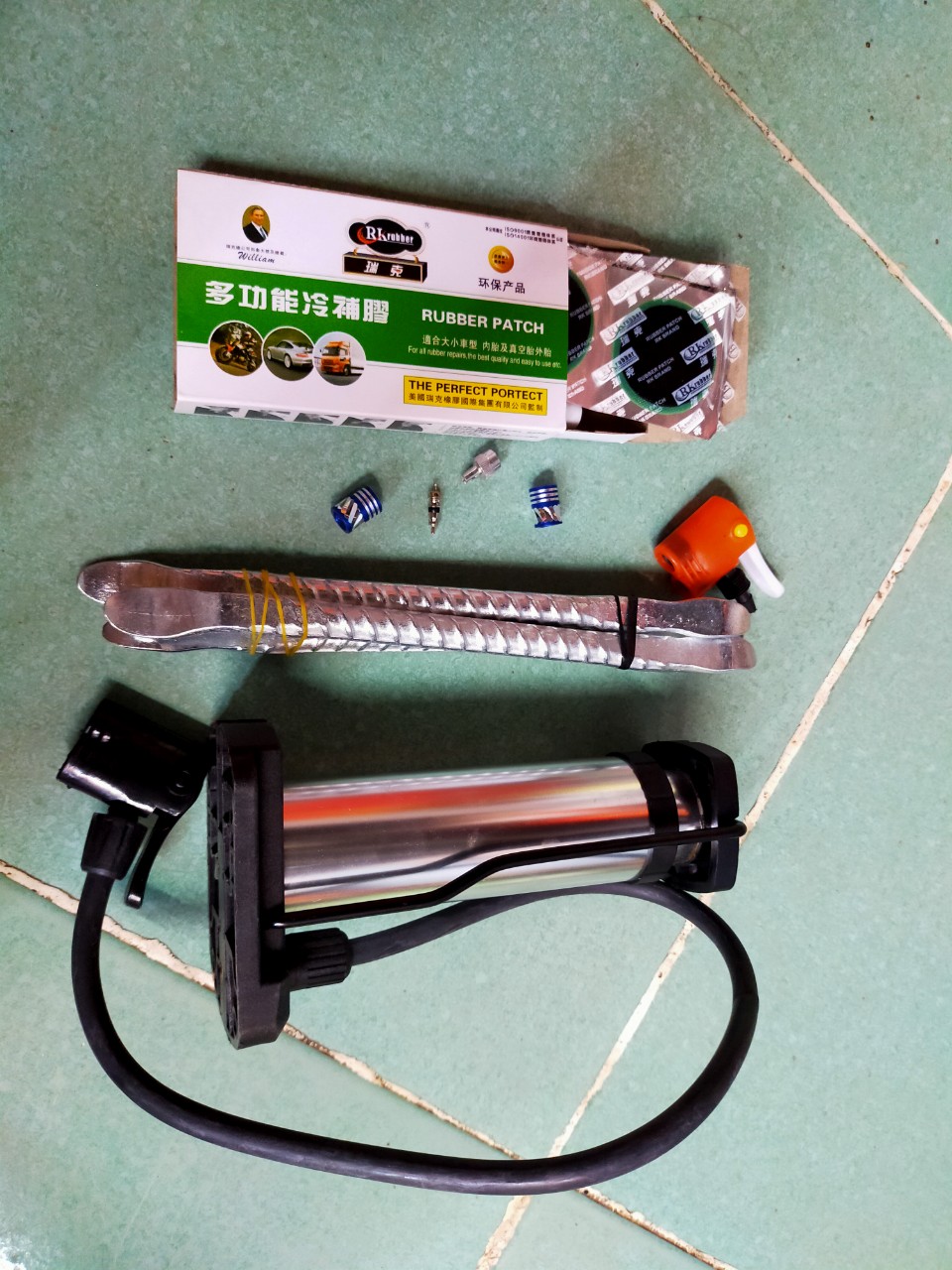 Bơm Chân Du Lich 8 Món