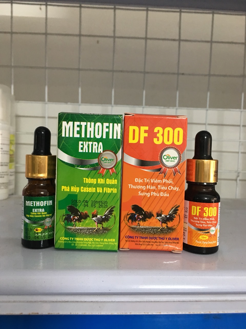 Combo viêm phổi, sưng phù đầu, thông khí quản gà đá DF300 + Methofin (10ml/lọ)