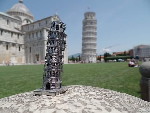 Mô hình 3d kim loại lắp ráp tháp nghiêng pisa