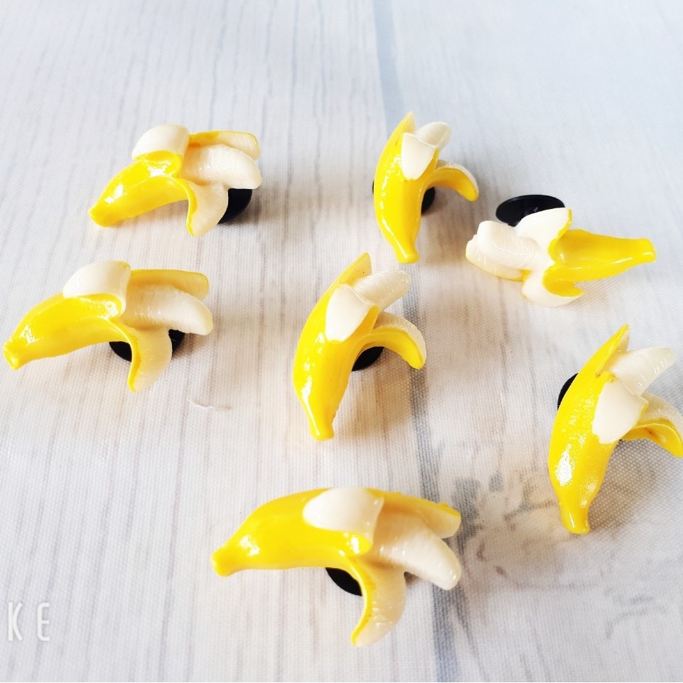 [HCM]Nút đính dép/ phụ kiện dép cho bé Hình Trái Chuối và cà rốt 3D - Loại cứng