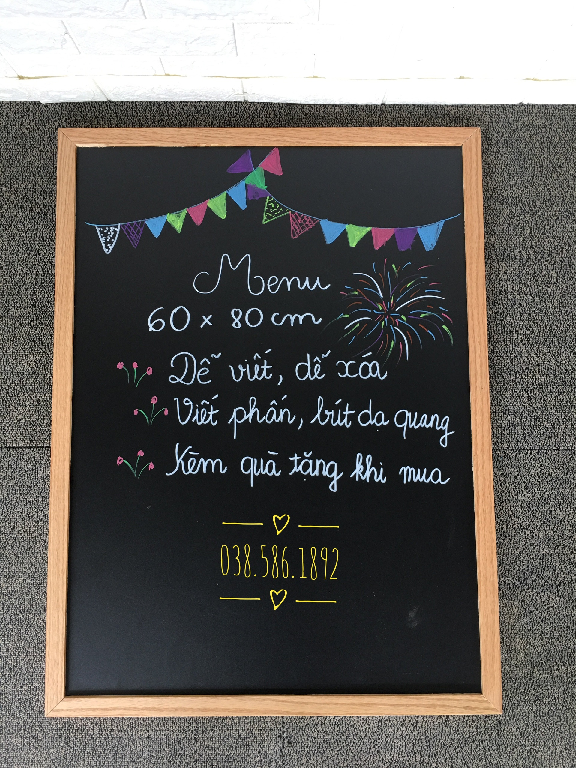 Bảng đen viết phấn - bảng menu 60x80 cm - kèm quà tặng
