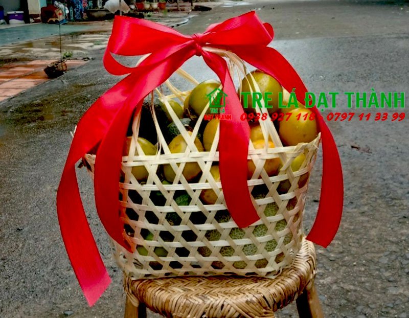 Giỏ quà tre dan - Giỏ quà tết độc đáo làm từ tre đan dễ thương