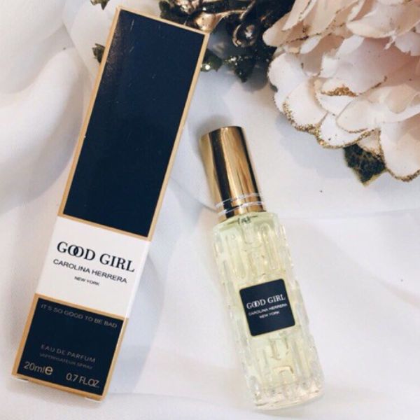 Sét Nước Hoa 4Chai - 4 Mùi Hương Khác Nhau Cho Cả Nam Và nữ Dùng Đều Được. Chai 20Ml Dạng Xịt-Nhỏ Gọn Tiện Lợi.