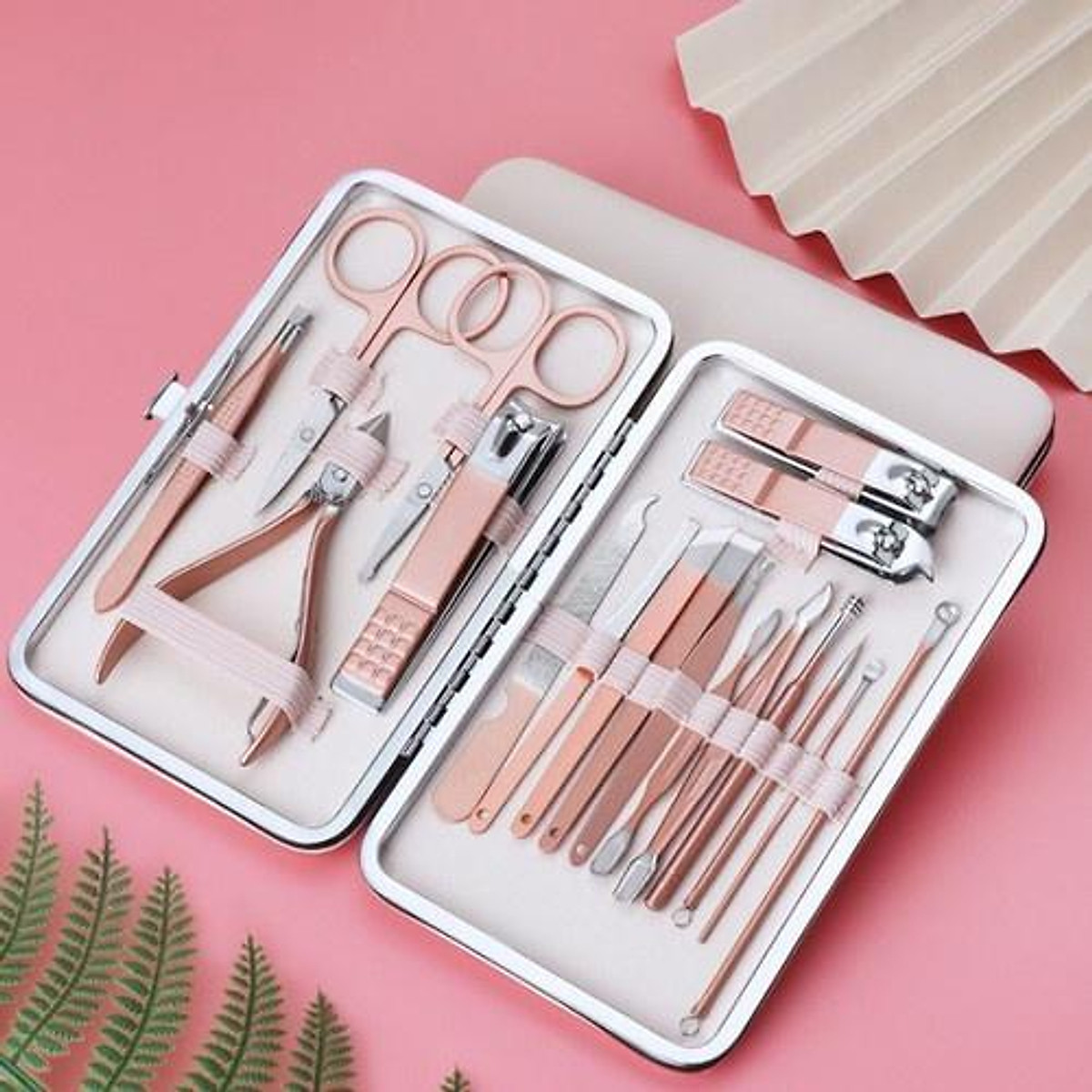 Bộ kềm làm móng 18 món màu hồng siêu xinh