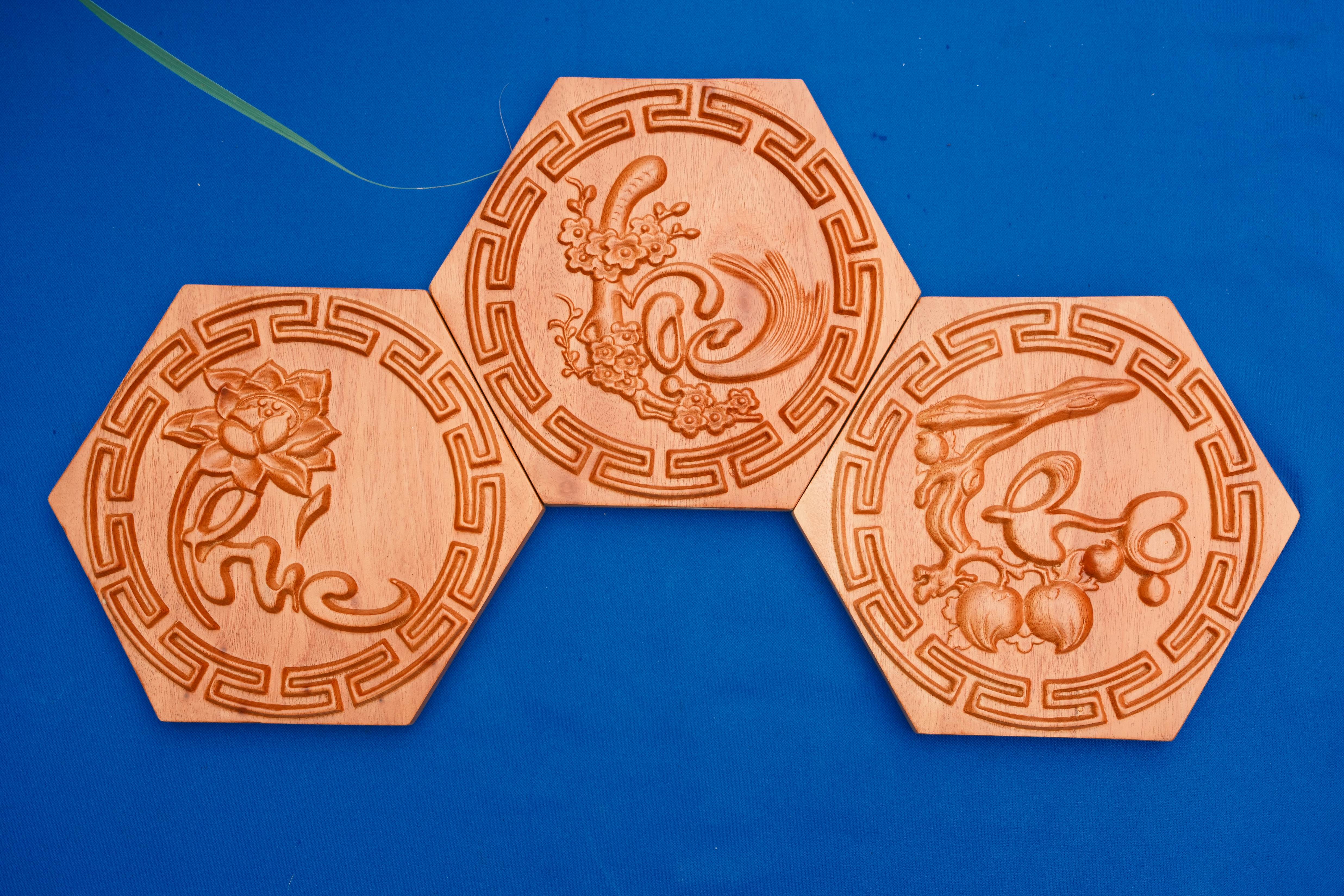 Bộ Tranh Gỗ Treo Tường Phúc - Lộc - Thọ ( Bộ 3 Tấm hình Lục Giác ) ( có bán lẻ từng tấm )